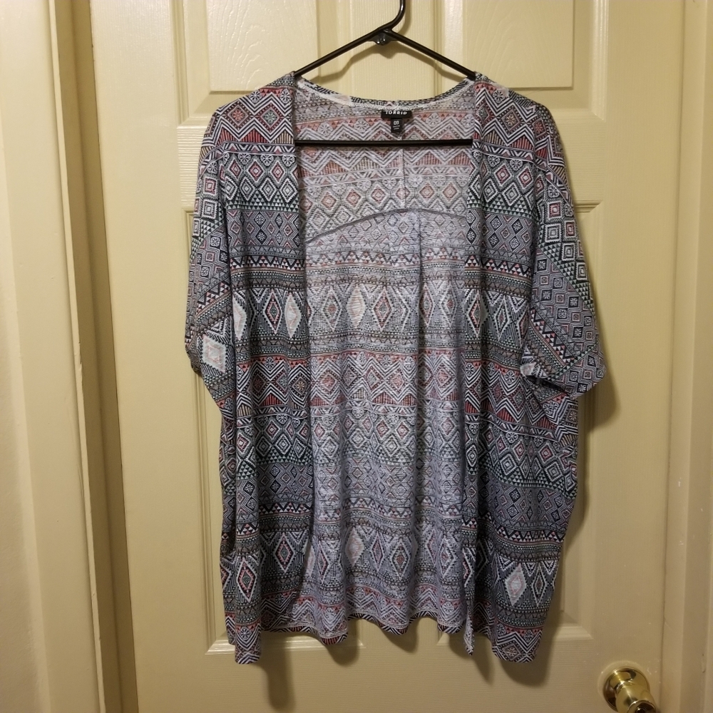 🌻  Torrid Multicolor Short Sleeve Kimono Cardigan Size 00 Excellent Condition